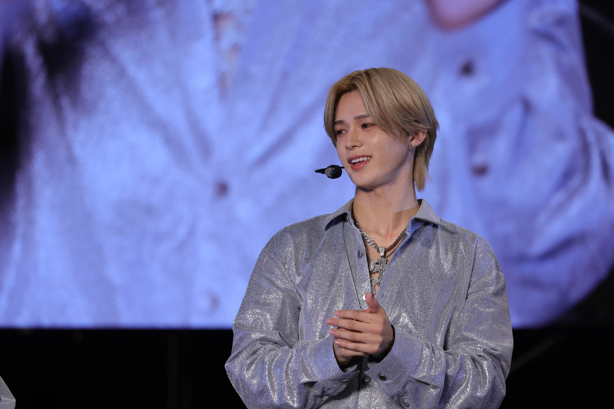 K during a close appearance or audience interaction.